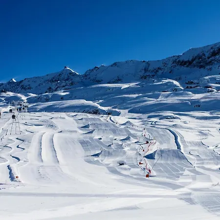 Le Pic Blanc فندق
