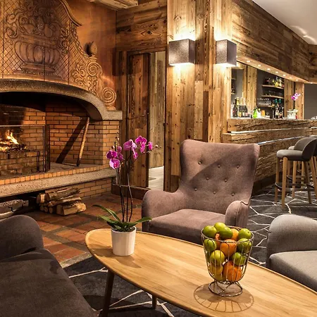 Le Pic Blanc Hotel 4*